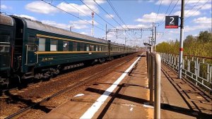 Электровоз ЭП2К-210 с пассажирским поездом №003 "Пекин - Москва"