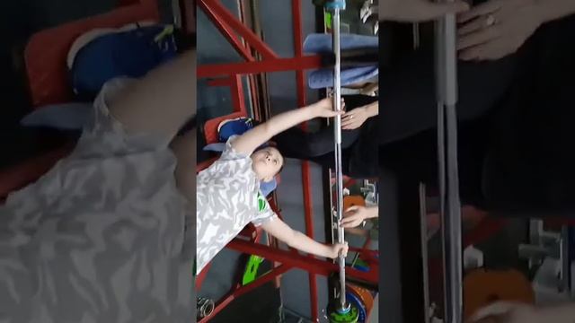 Жим штанги лёжа. 27,5 кг смотреть онлайн