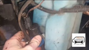 Renault Clio 2011 MK3 Windscreen Washer Pump Replacement