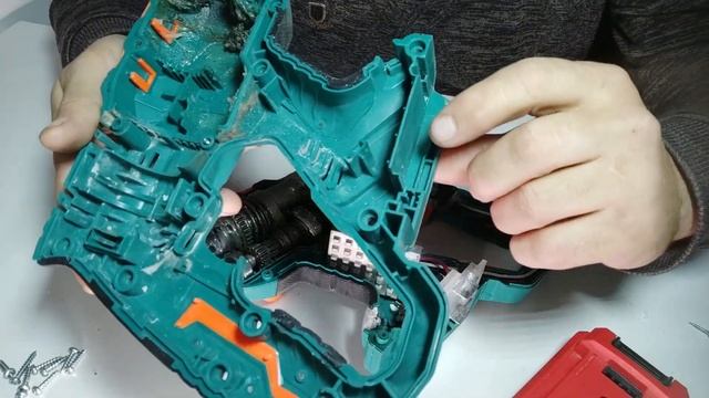 Переделка аккумуляторного инструмента под чужой АКБ. Перфоратор Sturm + АКБ Start Pro смотреть онлайн