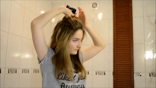 Укладка как из салона дома с фен-щёткой. Прямые волосы и объем у корней смотреть онлайн