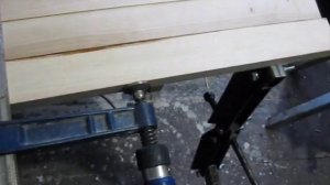 Насколько сильно нужно зажимать щит при склейке