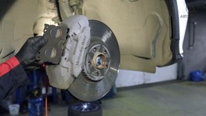 Наш подход к техобслуживанию Запах бензина в салоне Mercedes Benz GLC250 АВТОШПИОН
