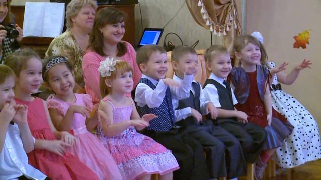 Осенний утренник . Видеосъемка Усть-Каменогорск. Васильева Юлия смотреть онлайн