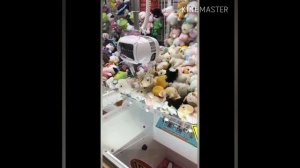 АВТОМАТ С ИГРУШКАМИ. Как Достать Мягкую Игрушку из Игрового Автомата  娃娃機殺手!