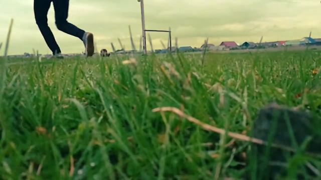 Великолепный удар Messi! смотреть онлайн