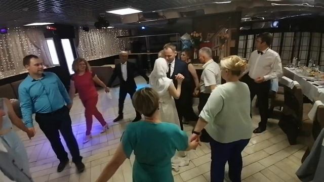 Обряд на свадьбе. У невесты снимается фата. Супруги Евгения и Александр ДОВНАР. Минск 23 июня 2023.