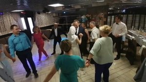 Обряд на свадьбе. У невесты снимается фата. Супруги Евгения и Александр ДОВНАР. Минск 23 июня 2023.