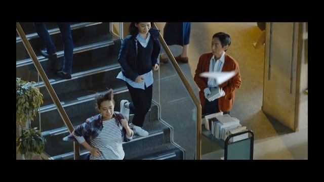 Коллекция ультралегких пуховиков UNIQLO (2016) смотреть онлайн