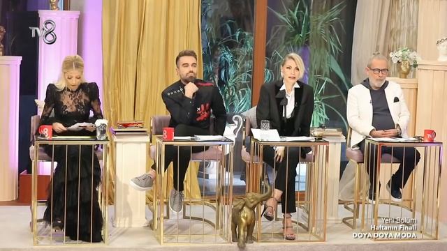 Bahar, Nur Yerlitaş'ı Anınca Hüzünlendi | Doya Doya Moda 115. Bölüm смотреть онлайн