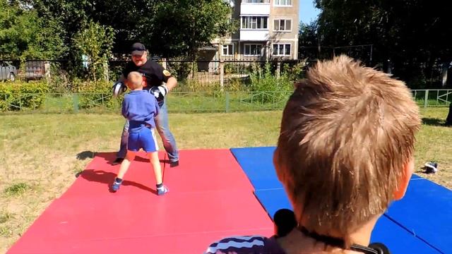 Показательные Выступления по Боевому Самбо в День Физкультурника (Ч.3) смотреть онлайн