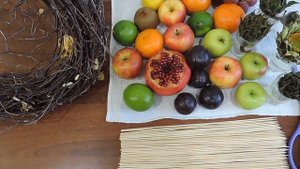 Фруктовый букет. Букет из фруктов на день учителя своими руками.