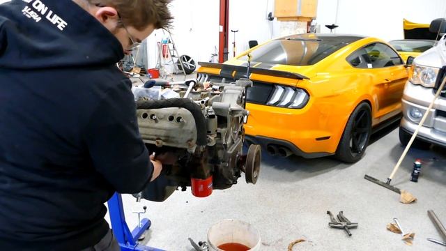 900hk Mustang-18 - Testmonterar kompressor смотреть онлайн