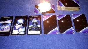 Гадание на Таро. Нравлюсь ли я ему?