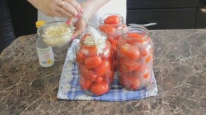 ПОМИДОРЫ В СНЕЖКЕ. ОЧЕНЬ ВКУСНАЯ ЗАГОТОВКА НА ЗИМУ!