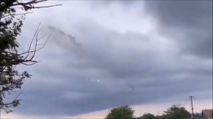 Су-24 пролетел на малой высоте над линией обороны Северо-Херсонского района России.mp4