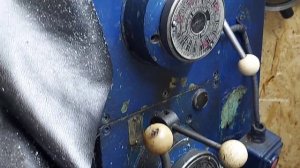 Фрезерные работы на станке 676. Фрезеровка шпоночного паза на валу 6мм.