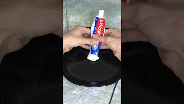 Колпачок в зубной пасте
