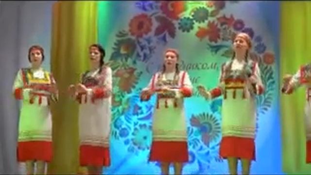 Целовалась