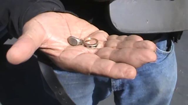 March Metal DetectiMetal detecting lots of Rings in one Hunt in Marchg смотреть онлайн