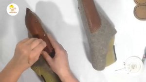 Валяние из шерсти для начинающих. Пришиваем кожаные вставки на войлочные тапочки