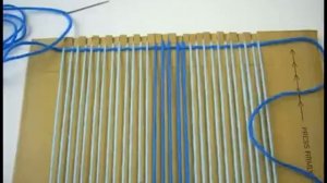 Ткацкий станок из картона и вилки(Loom out of cardboard and forks)