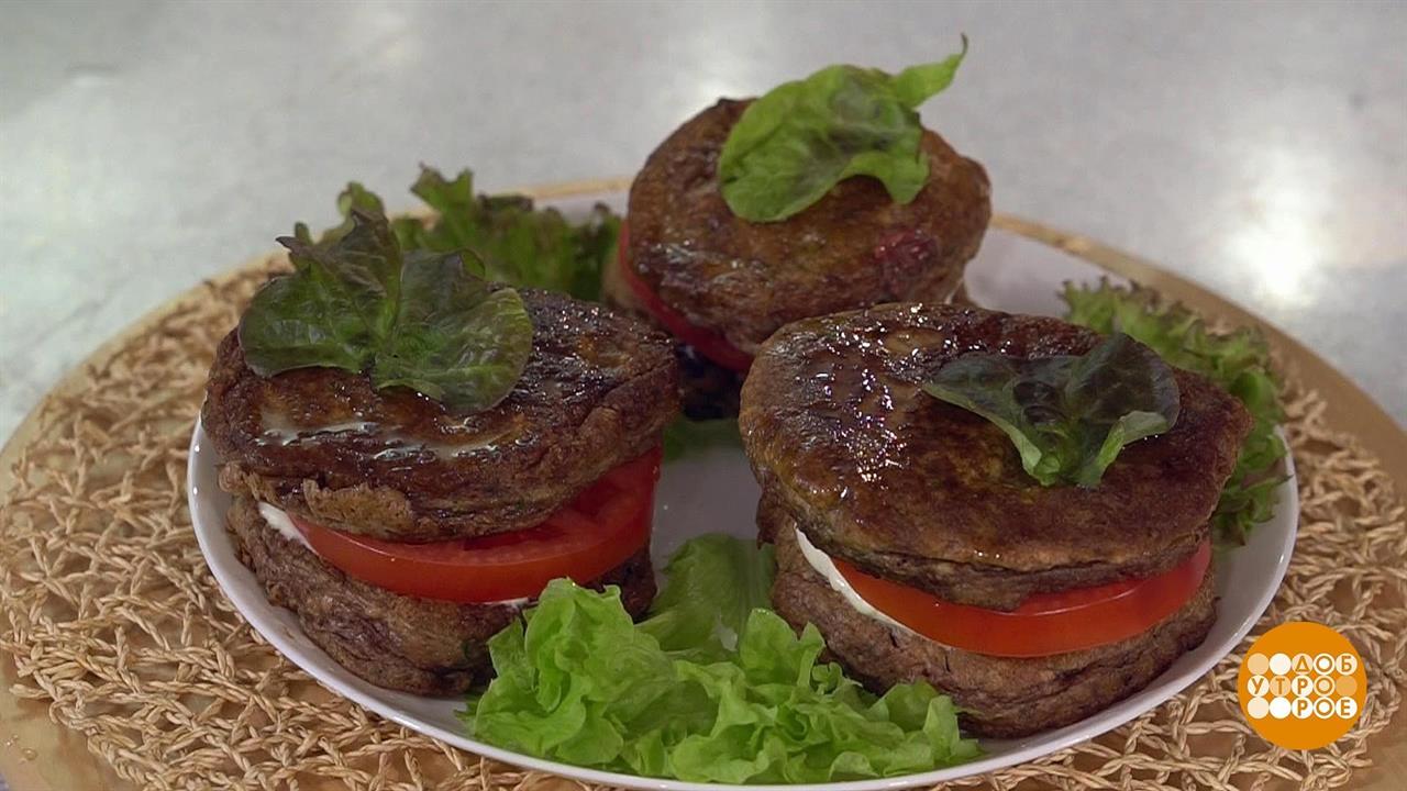 Двойные оладьи из куриной печени. Доброе утро. Фрагмент выпуска от 22.03.2019