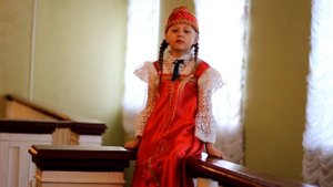 Стихотворение Россия - Родина моя читает Мишина Серафима