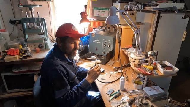 Топор десептиконов | Дом Кузнеца смотреть онлайн