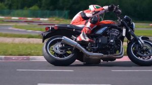 Kawasaki Z900RS. Самый быстрый классик?