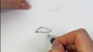 Рисуем нижние ресницы кукле