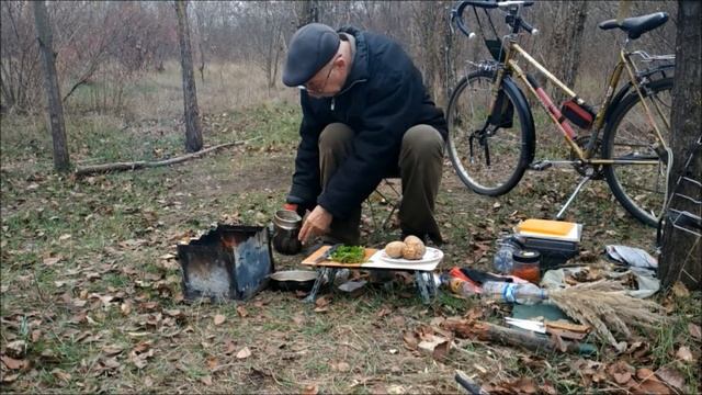Лесной обед : Картошка от дяди Толи смотреть онлайн