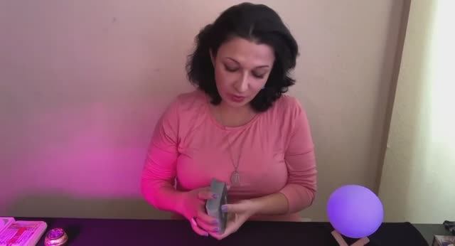 МУЖЧИНЫ БЛИЗНЕЦЫ,ВЕСЫ,ВОДОЛЕИ:ЛЮБОВЬ НА СТОРОНЕ,ЕЙ ИНТЕРЕСНЫ НЕ ВЫ, А ВАШИ ФИНАНСЫ смотреть онлайн