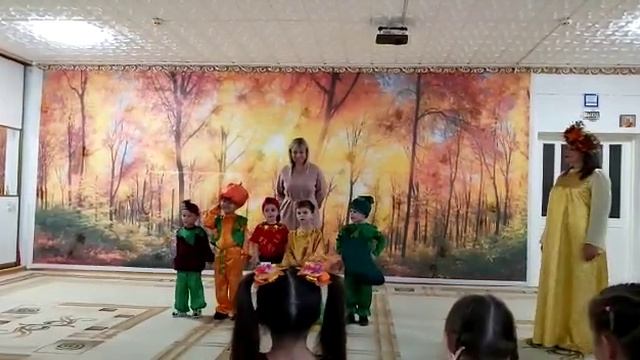 Осенний утренник Вероники в д.с. 25.10.2022г 1.19 смотреть онлайн