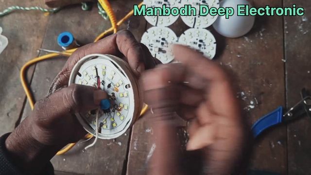 Ac dc led bulb repair l Kharb led bulb se inverter bulb kaise banaye l inverter led bulb repair