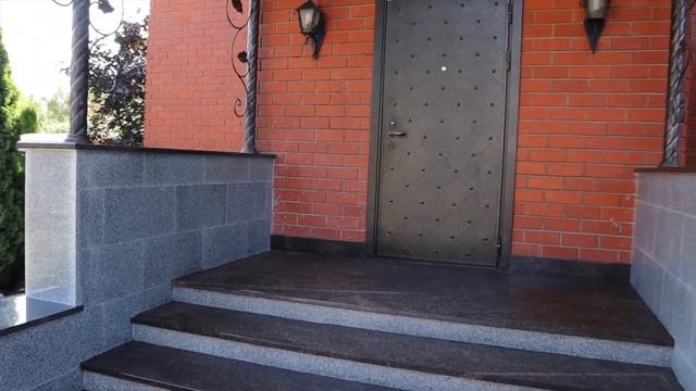 Лестница из гранита Дымовский и Роил Вайт смотреть онлайн