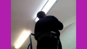 МЕНЯЕМ ЛАМПУ ДНЕВНОГО СВЕТА
