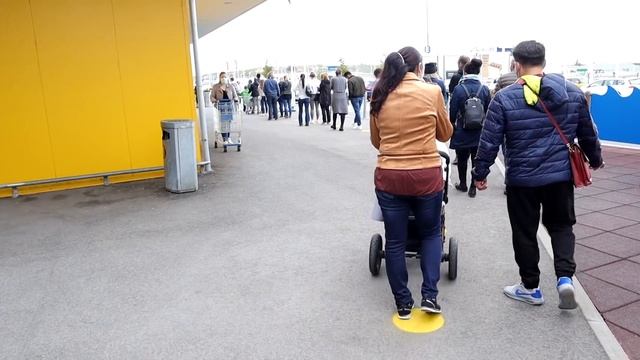 Переезжаем в квартиру, покупки в ИКЕА и румтур || VLOG смотреть онлайн