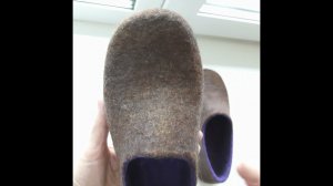 Валяные тапочки ручной работы.LiliFelt