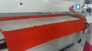 Воскование гладильного катка в прачечной