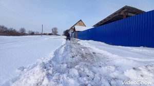 Мини трактор с отвалом. Чищу снег.