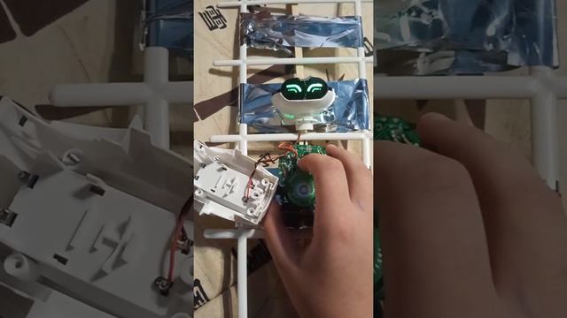 Я почти сделала эндоскелет к голове аниматроника 😁
