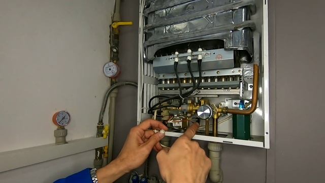 НЕВА-ТРАНЗИТ колонка газовая проточная, не зажигается. смотреть онлайн