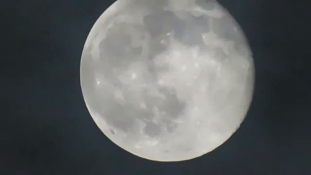 CLOUDY FULL MOON ZOOM TEST CANON POWERSHOT SX60 HS CAMERA смотреть онлайн