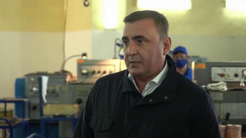 Губернатор Тульской области Алексей Дюмин посетил металлургический завод "Полема"