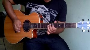 Yamaha APX700 II