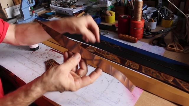 Приехал заказать кожаные ремни ручной работы. Leather Belt смотреть онлайн