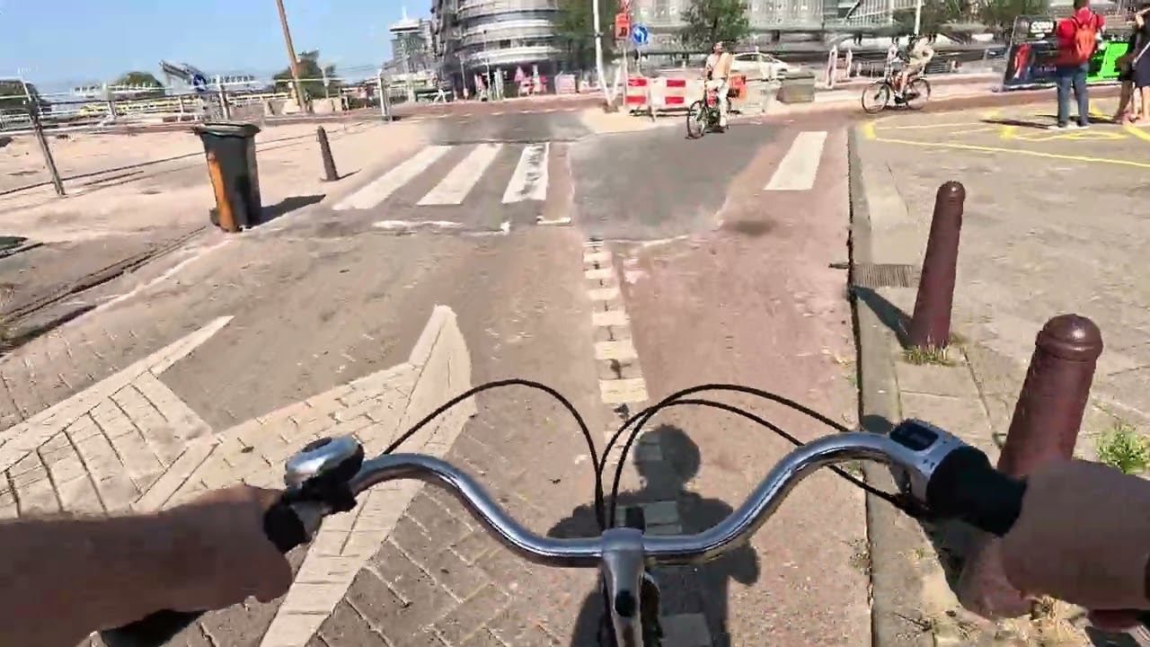 Bike in Amsterdam - 1/4