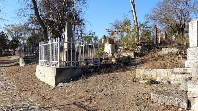 Некрополь Пятигорск.Место первого захоронения М.Ю. Лермонтова.24.10.20 смотреть онлайн