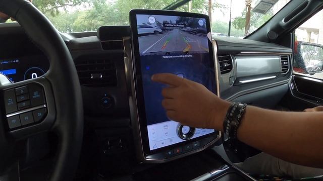 2023 Ford F-150 Lightning Test Drive (Lariat) смотреть онлайн